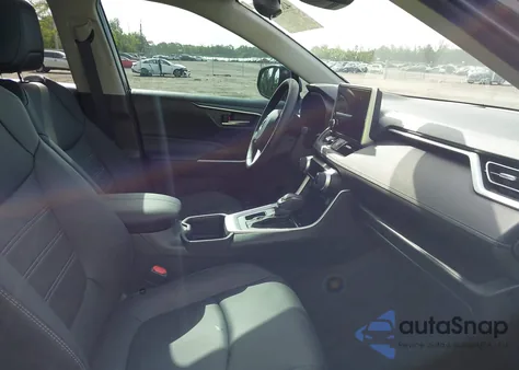 2025 Toyota Rav4 Xle Premium z USA, uszkodzony, nr VIN 2T3C1RFV0SC308920